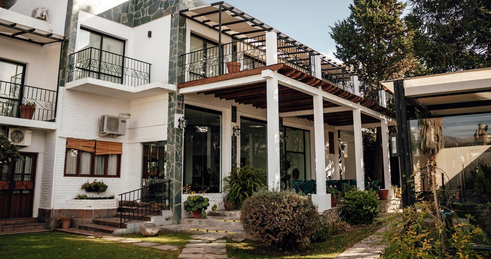 Hotel Los Sauces كفايات المظهر الخارجي الصورة