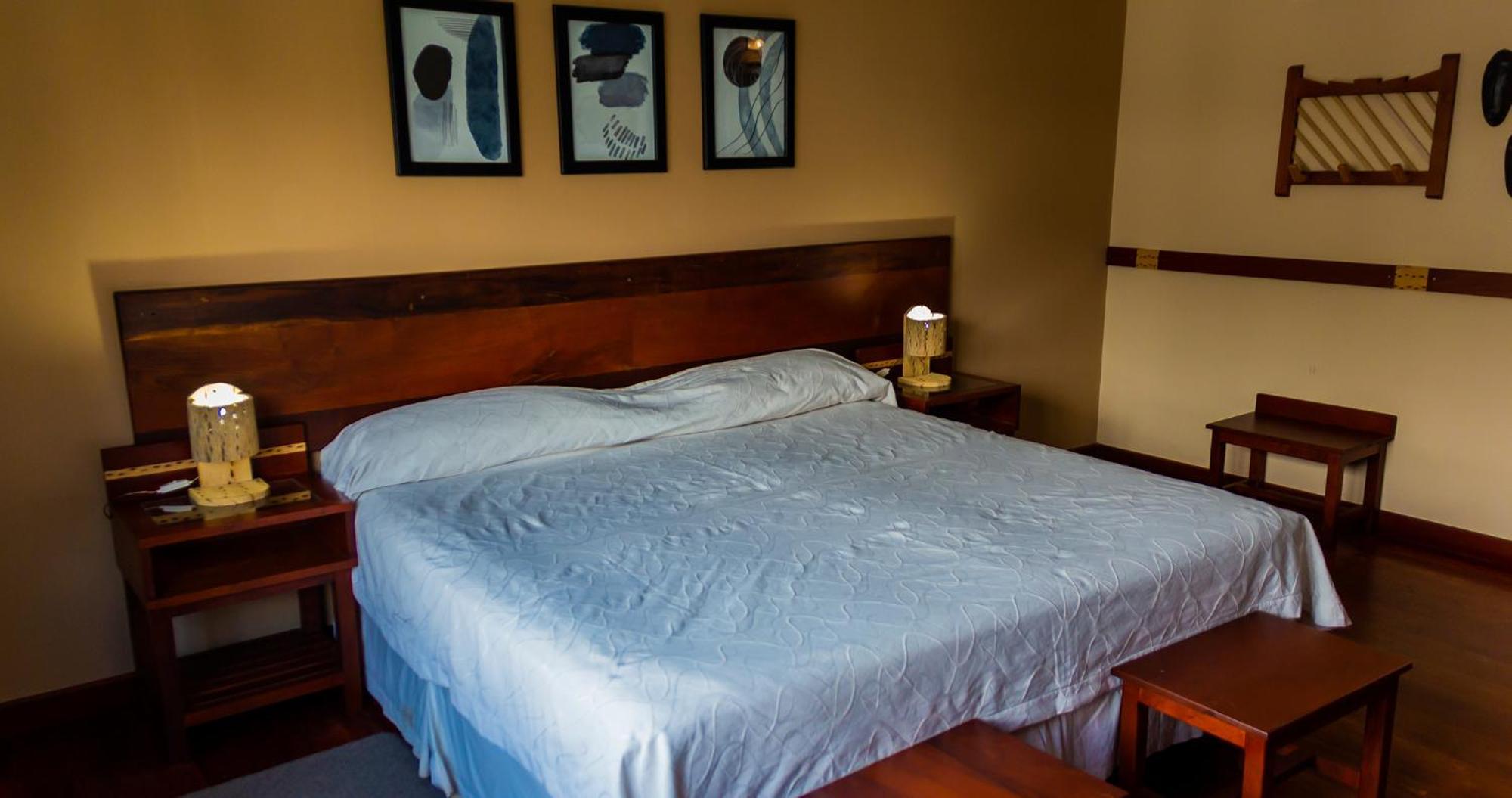 Hotel Los Sauces كفايات المظهر الخارجي الصورة