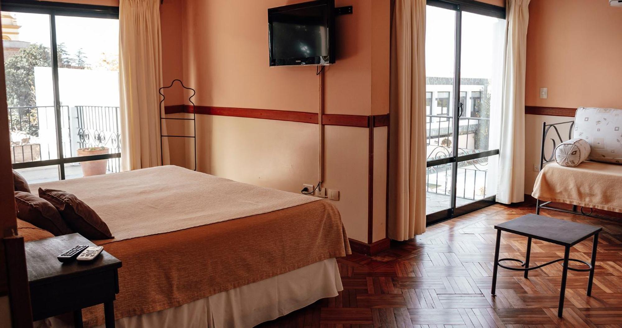 Hotel Los Sauces كفايات المظهر الخارجي الصورة