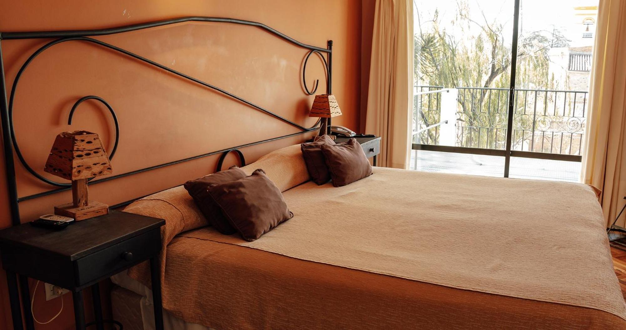 Hotel Los Sauces كفايات المظهر الخارجي الصورة