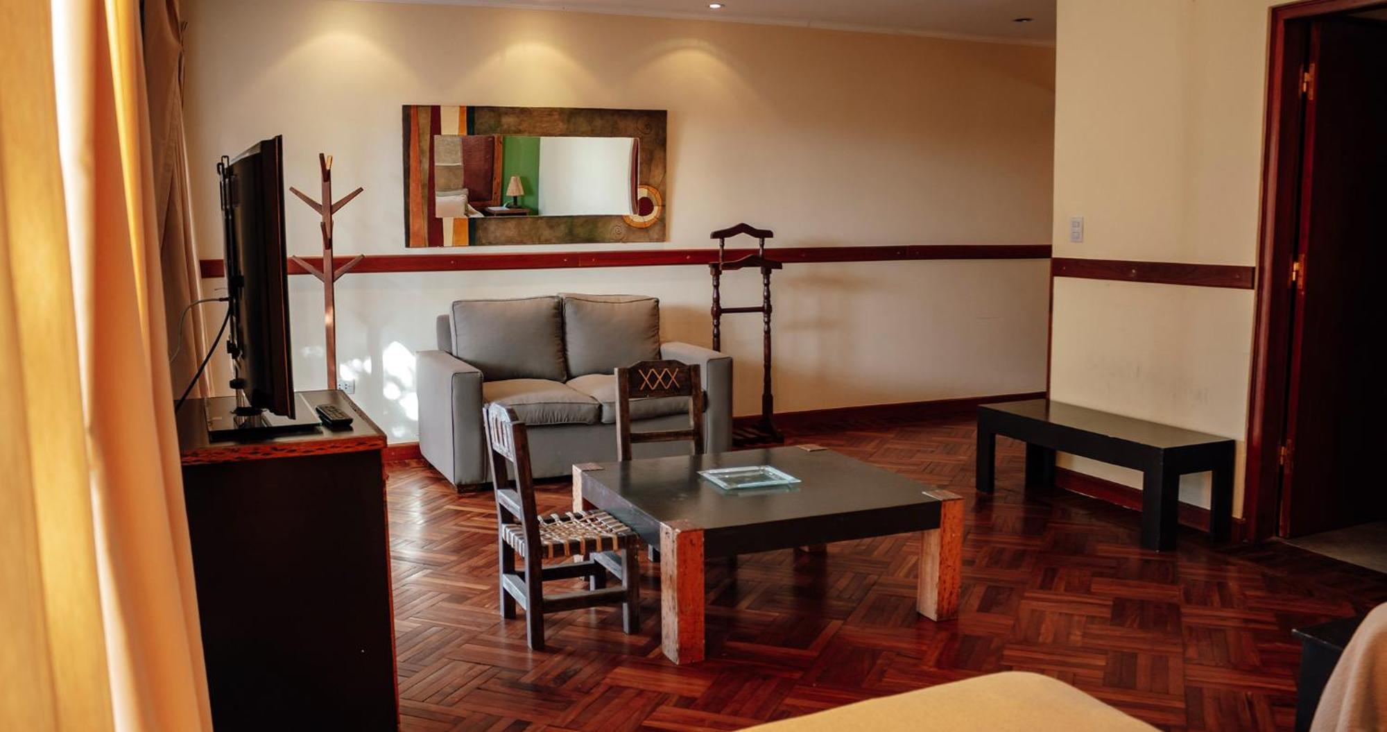Hotel Los Sauces كفايات المظهر الخارجي الصورة