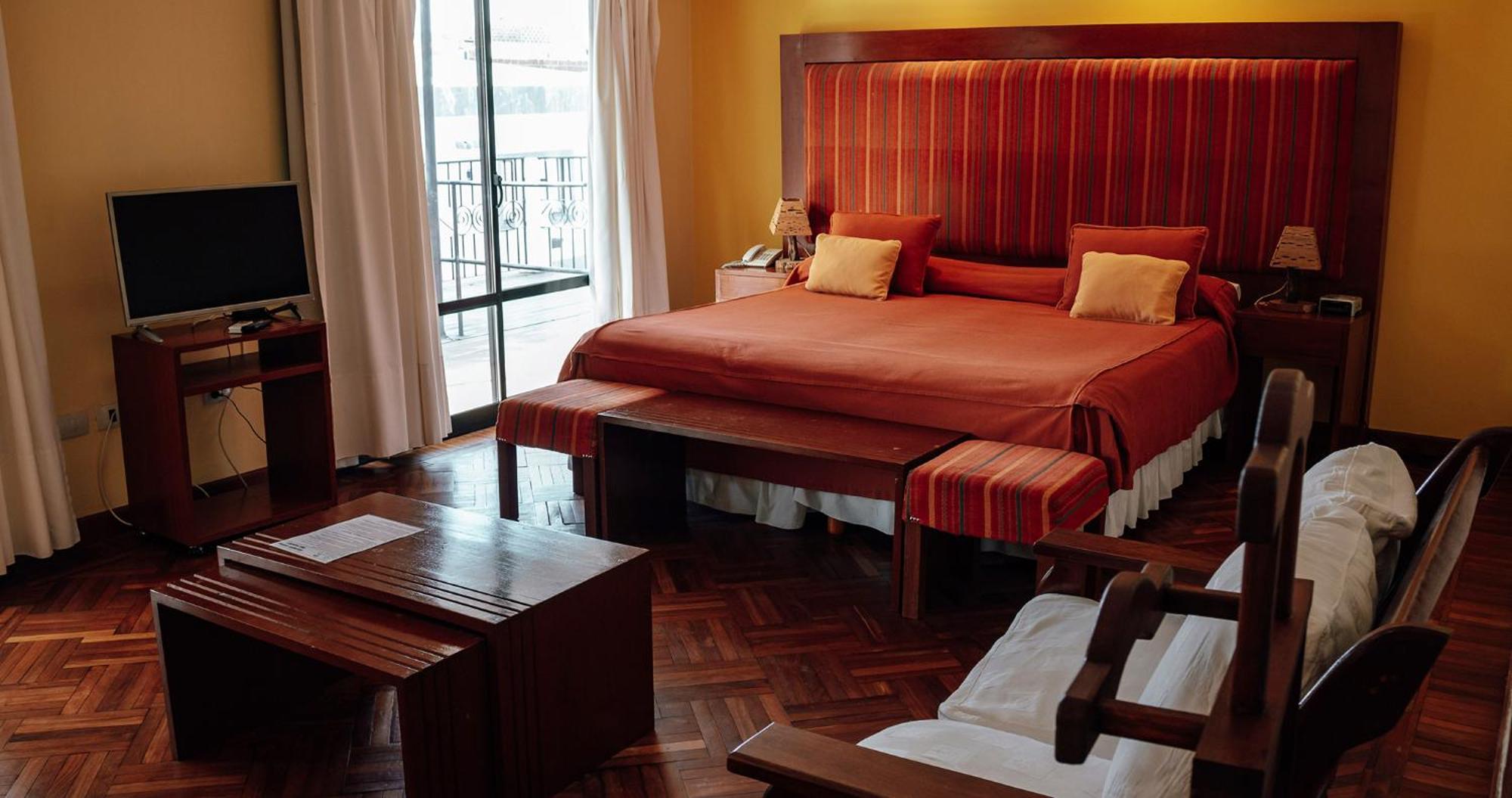 Hotel Los Sauces كفايات المظهر الخارجي الصورة