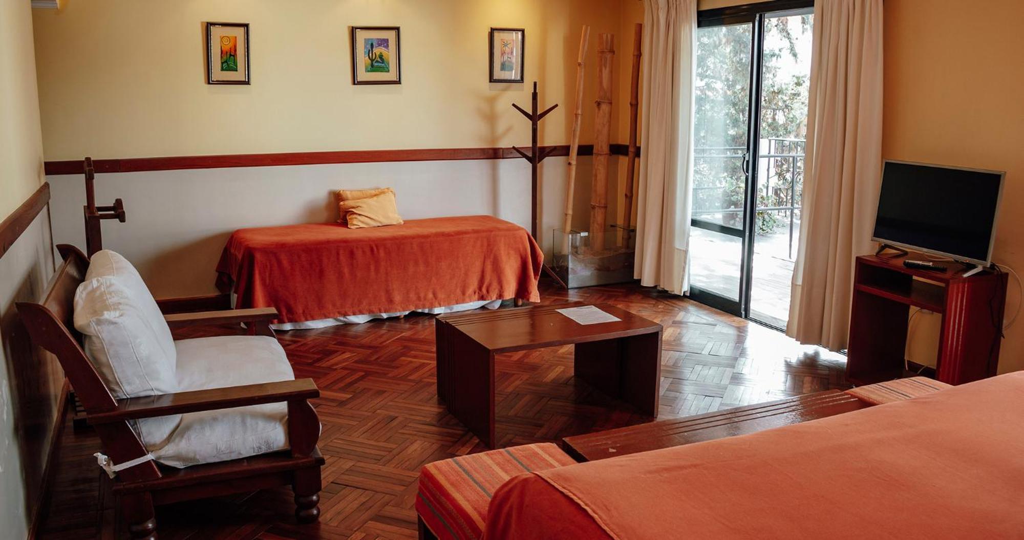 Hotel Los Sauces كفايات المظهر الخارجي الصورة
