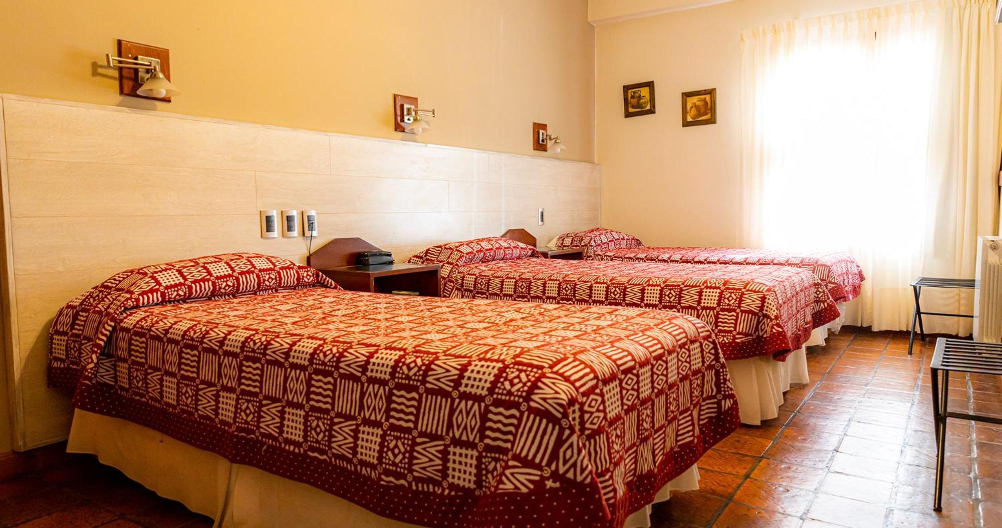 Hotel Los Sauces كفايات المظهر الخارجي الصورة